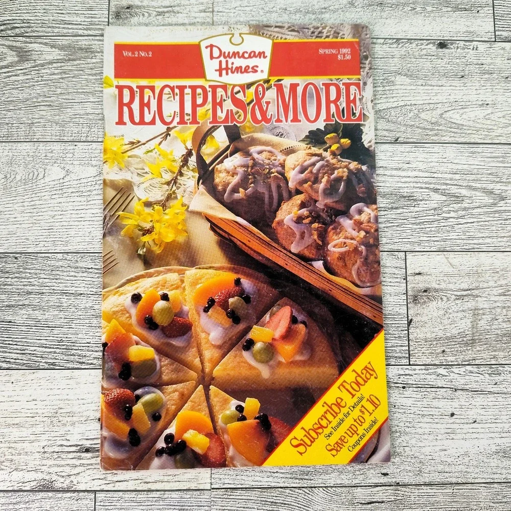 Duncan Hines Recipes and More Cookbook Booklet 1992 Spring‎ Retro Vintage